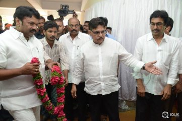 Celebrities Pay Homage To Edida Nageswara Rao